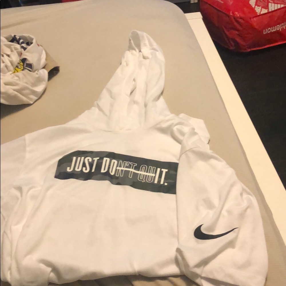 Nike t-shirt
